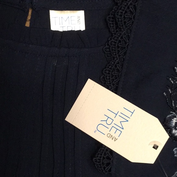 Relaxed Fit Peasant Blouse/Tunic - Picture 6 of 7